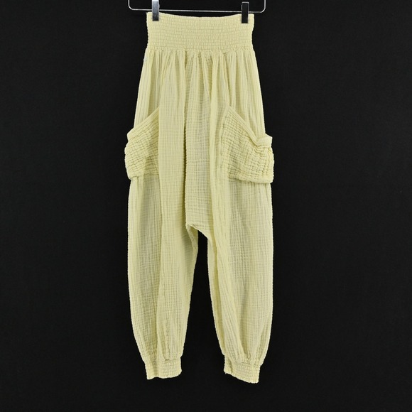Free People Walk On Fire‎ Pants Size XS Pull On Endless Summer Lime Glo Smocked - Picture 2 of 13